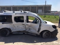 Balıkesir'de Trafik Kazası Açıklaması 3 Yaralı Haberi