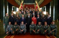 TÜRK YILDIZLARI - Cumhurbaşkanı Erdoğan pilotları kabul etti