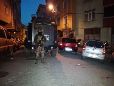 İstanbul'da Zehir Tacirlerine Şafak Operasyonu