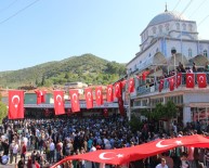 İSMAIL ÇORUMLUOĞLU - Manisalı Şehidi Binler Uğurladı