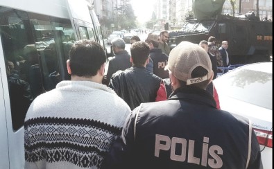 Samsun'da 'Bylock'tan 3 Eski Polis Tutuklandı