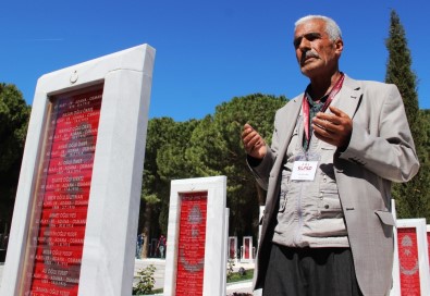 Şehit Fethi Sekin'in Babası Çanakkale Şehitliklerini Gezdi