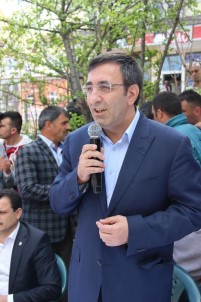 AK Partili Yılmaz Açıklaması 'Cumhurbaşkanımız Yuvaya Dönüyor'