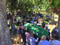 ALP ARSLANKÖYLÜ - Başkan Tanır'ın Acı Günü