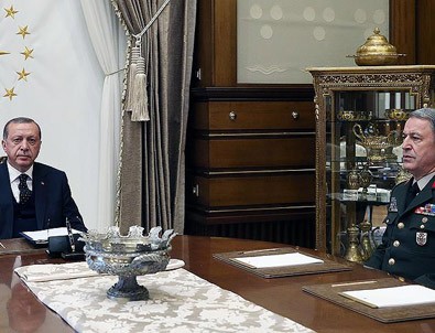 Cumhurbaşkanı Erdoğan Hulusi Akar'ı kabul etti