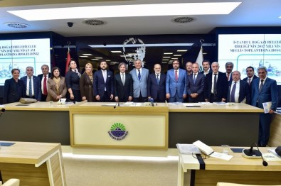 İstanbul Boğazı Belediyeler Birliği Üyeleri Sarıyer'de Toplandı