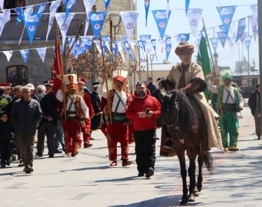 Kanuni Sultan Süleyman Han Doğumunun 522. Yıldönümünde Trabzon'da Anıldı