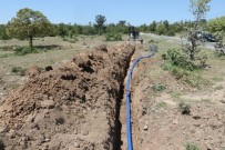 KARAVELILER - Karaveliler Mahallesinin Su Sıkıntısı Çözülüyor