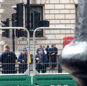 Londra'da Saldırı Alarmı