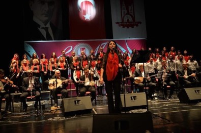 Türk Sanat Müziği Topluluklarından Muhteşem Konser