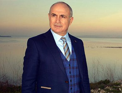 CHP'li Başkan Hasan Akgün, canlı yayını terk etti