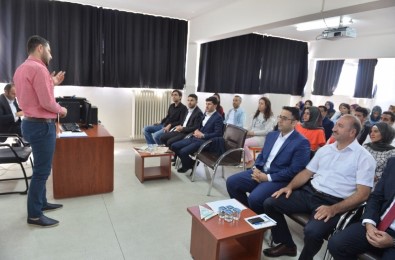 Mardin'de 'Kariyer Günleri' Etkinlikleri Başladı