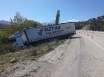 Tır Yoldan Çıktı