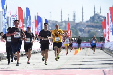 Vodafone 12'Nci İstanbul Yarı Maratonu Pazar Günü Koşulacak