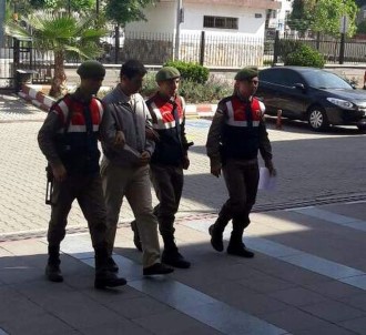 Antalya'dan İzmir'e Giden DAEŞ'li Aydın'da Yakalandı