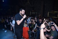 Azis İzmir'de Sahne Aldı