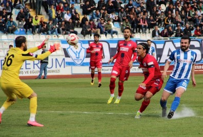 B.B. Erzurumspor Açıklaması 0 Fethiyespor Açıklaması 0
