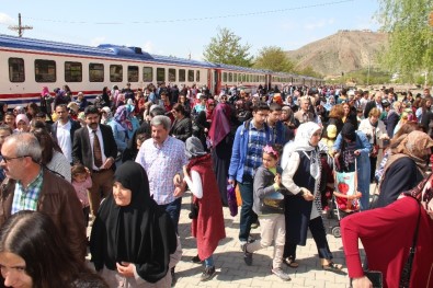 Elazığ'da Trenle Tarihe Nostaljik Yolculuk