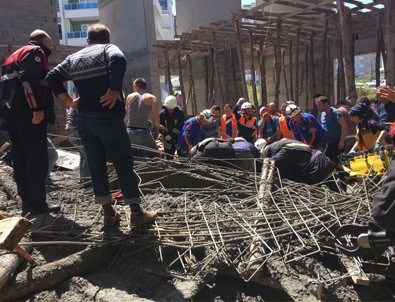Samsun'da cami inşaatı çöktü