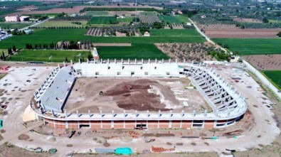 Spor Toto Akhisar Stadyumu Yükseliyor
