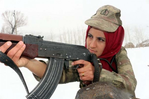 Kadın korucunun tek aşkı 'vatan'