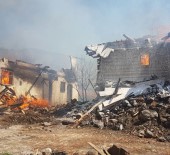 Çankırı'da Büyük Yangın Açıklaması 25 Ev Kül Oldu