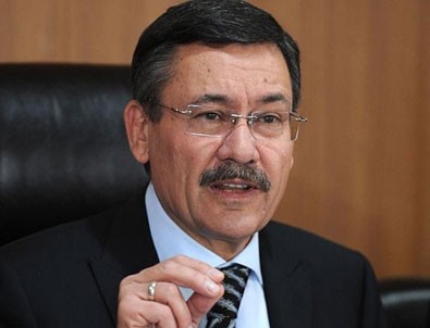 Gökçek: Madem kontrollü darbeydi niye Yeni Kapı'ya katıldı?