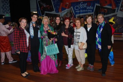 Hollanda'da 'Türkiye Türkiye' Sesleri