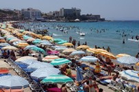 TURİZM SEZONU - Kuşadası Plajları'nın İşletmesi Aydın Büyükşehir Belediyesine Geçti