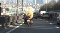 Motosikletle Taşıdığı Yük Bu Kadarına Pes Dedirtti