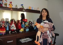 KARİKATÜR - Oğlu İçin Başladı, Şimdi Dünyaya Yapıyor