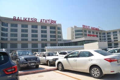 Yeni Atatürk Devlet Hastane'si Hasta Kabulüne Başladı