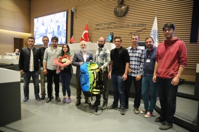 Bozbey 'Halk Günü'Nde Vatandaşı Dinledi