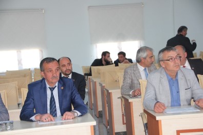 MHP'li Meclis Üyeleri Komisyonlarda İstifa Etti