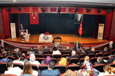 Ramazan Kurtoğlu, Nazilli'de Küresel Para Savaşları Ve Türkiye'yi Konuştu