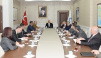 EMEKLİ BÜYÜKELÇİ - Türkiye-İran Ekonomik Ve Kültürel İlişkilerinde Erzurum'un Rolü Masaya Yatırıldı