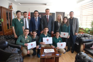 Altınşehir Anadolu Lisesi Öğrencilerinin TÜBİTAK Proje Başarısı