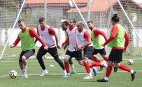 ÇANAKKALE 18 MART - Antalyaspor'da Neşeli Antrenman