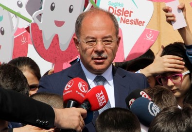 Bakan Akdağ Açıklaması 'Kimyasal Saldırılardan Sonra Ciddi Bir Temizleme Yapmak Gerekiyor'