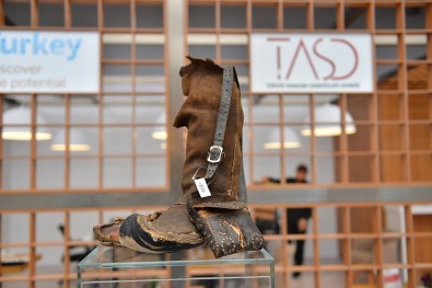 Çanakkale Savaşı'ndan Kalma 100 Yıllık Ayakkabı AYMOD'da