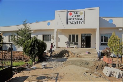 Cizre Belediyesi Nur Mahallesi Taziye Evi'ni Yeniden Düzenliyor