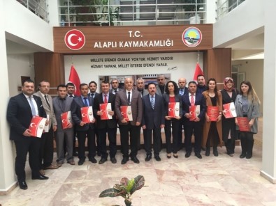 Kaymakam Eskioğlu'dan Milli Eğitim Personeline Başarı Belgesi