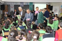 DİŞ FIRÇALAMA - Sağlık Yöneticileri Öğrencilere Diş Seti Dağıttı