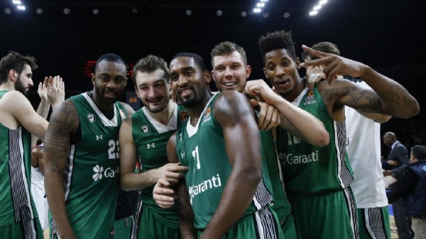 Darüşşafaka Doğuş'un tarihi maçı