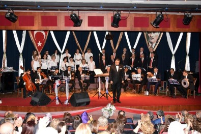 Nazilli Belediyesi Klasik Türk Musikisi Korosu Bahar Konseriyle Büyüledi