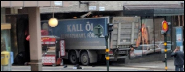İsveç'te kamyonlu terör saldırısı