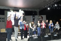 İZMIR MARŞı - Akhisar'da Feridun Düzağaç konseri