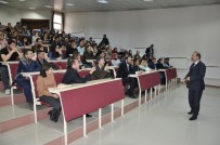 ANAYASA TEKLİFİ - Milletvekili Deligöz, Üniversite Öğrencilerine Referandumu Anlattı