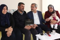 İŞGAL GİRİŞİMİ - Necdet Ünüvar'dan Şehit İkizlerin Ailesine Anlamlı Ziyaret