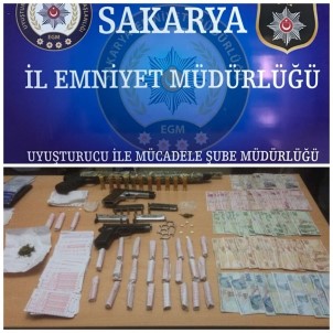 Sakarya'da Uyuşturucu Satıcısı Yakalandı